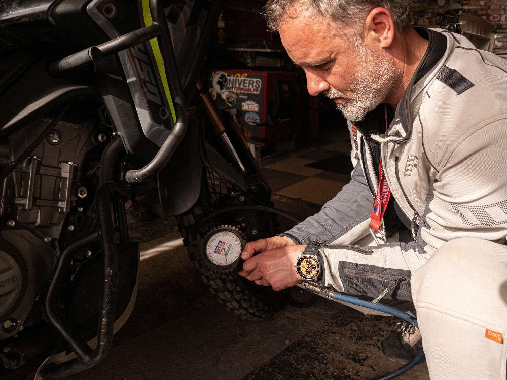 Reloj de Cuarzo Vostok Europe Sahara Route of Tuaregs, 6S10-598A753