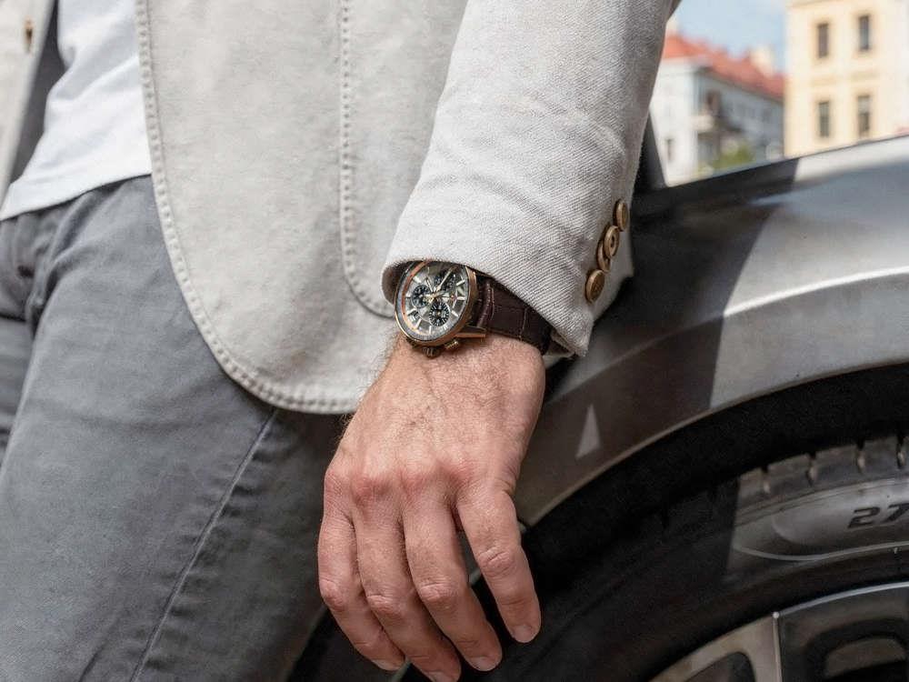 Reloj de Cuarzo Vostok Europe Limousine Grand Chronograph LE, VK68-561B785