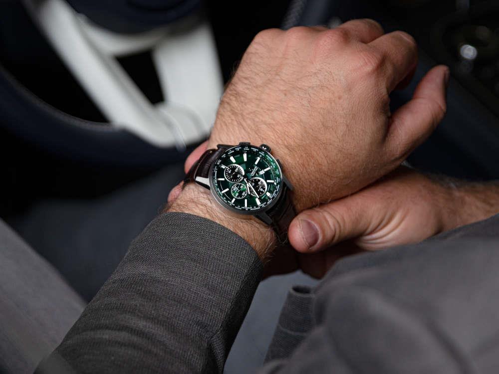 Reloj Cuarzo Vostok Europe Limousine World Timer Edición Limitada YM26-561A790