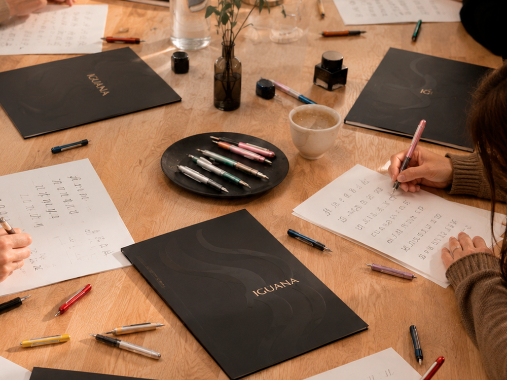 Taller de Caligrafía Itálica - con Azahara Letras y Platinum