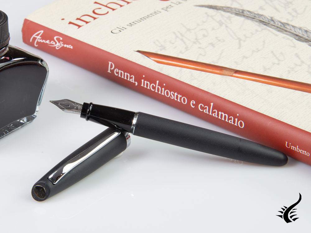 Pluma Estilográfica Aurora Style, Resina Negra, Adornos cromados, E20N