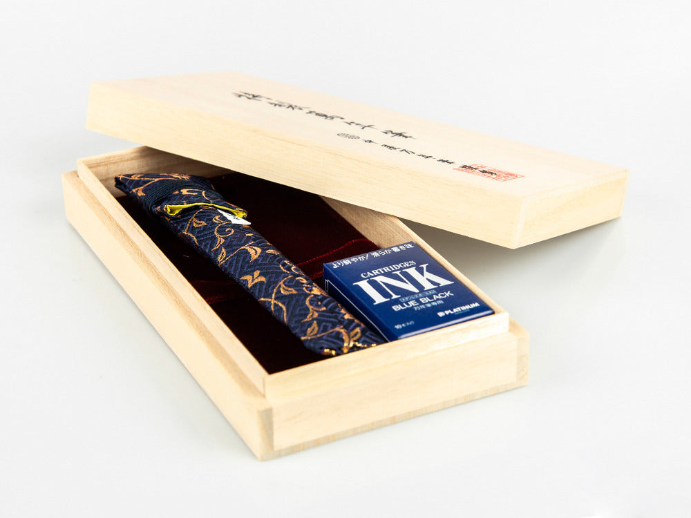 Pluma Estilográfica Nakaya Writer, Kuro Tamenuri, Ebonita y laca Urushi