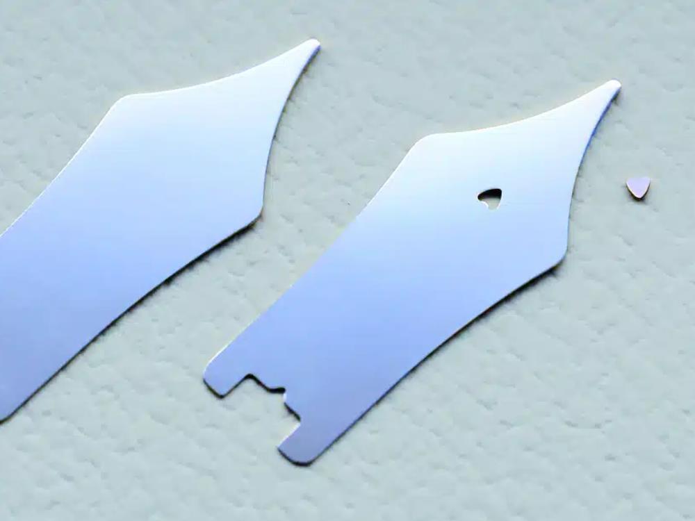 Pluma Platinum Century 3776 Shape of Heart Ivoire LE, PNB-35000-2