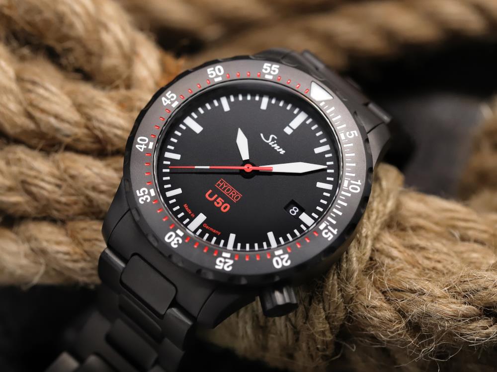 Reloj de Cuarzo Sinn U50 HYDRO S, Acero de submarino- PVD, Negro, 1051.020