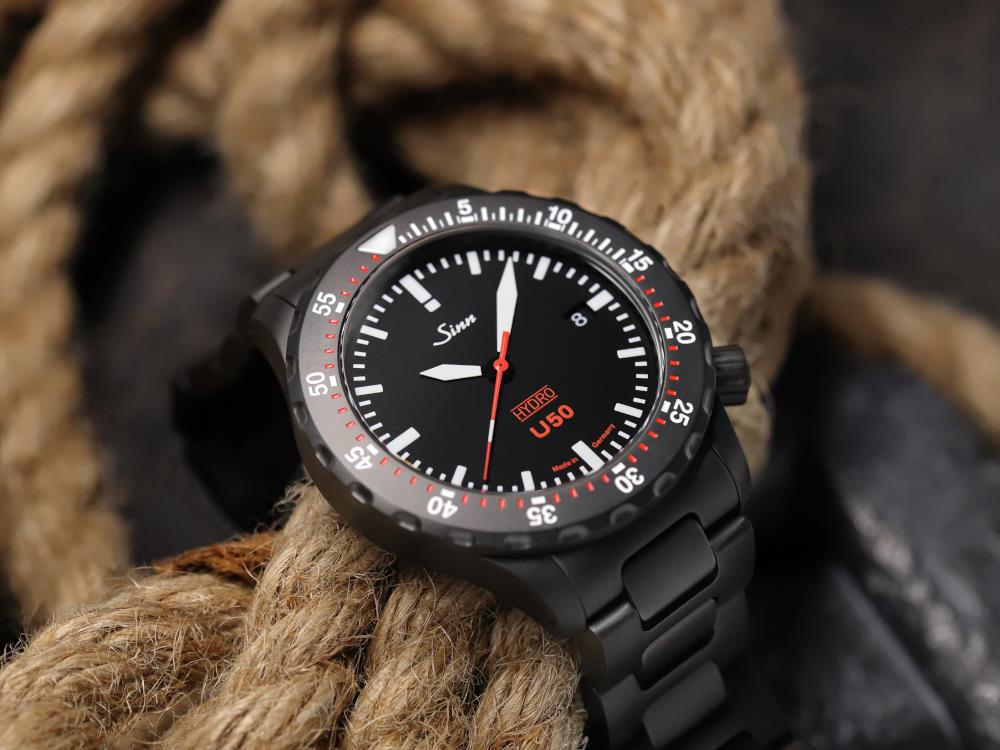 Reloj de Cuarzo Sinn U50 HYDRO S, Acero de submarino- PVD, Negro, 1051.020