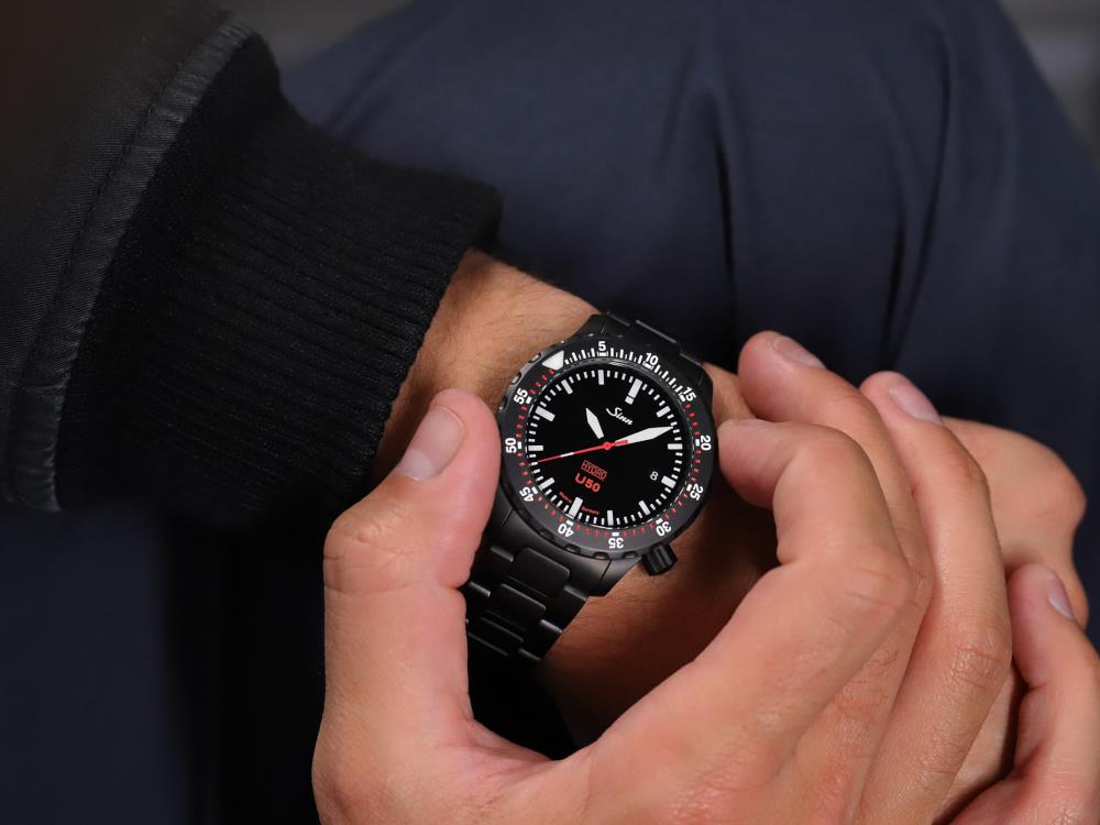 Reloj de Cuarzo Sinn U50 HYDRO S, Acero de submarino- PVD, Negro, 1051.020